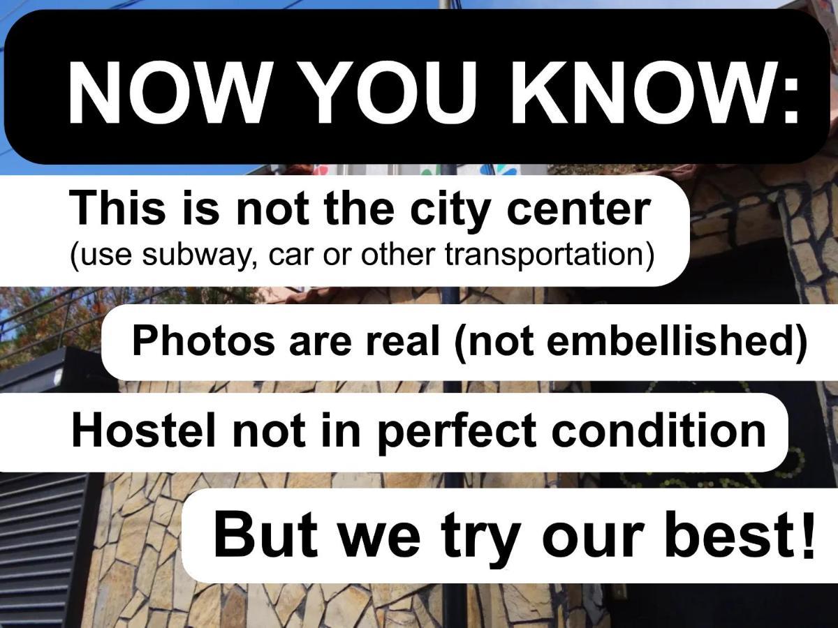 10 Coins & Tours Hostel *