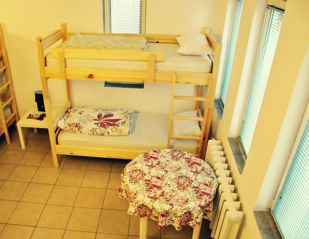 Hostel 10 Coins & Tours